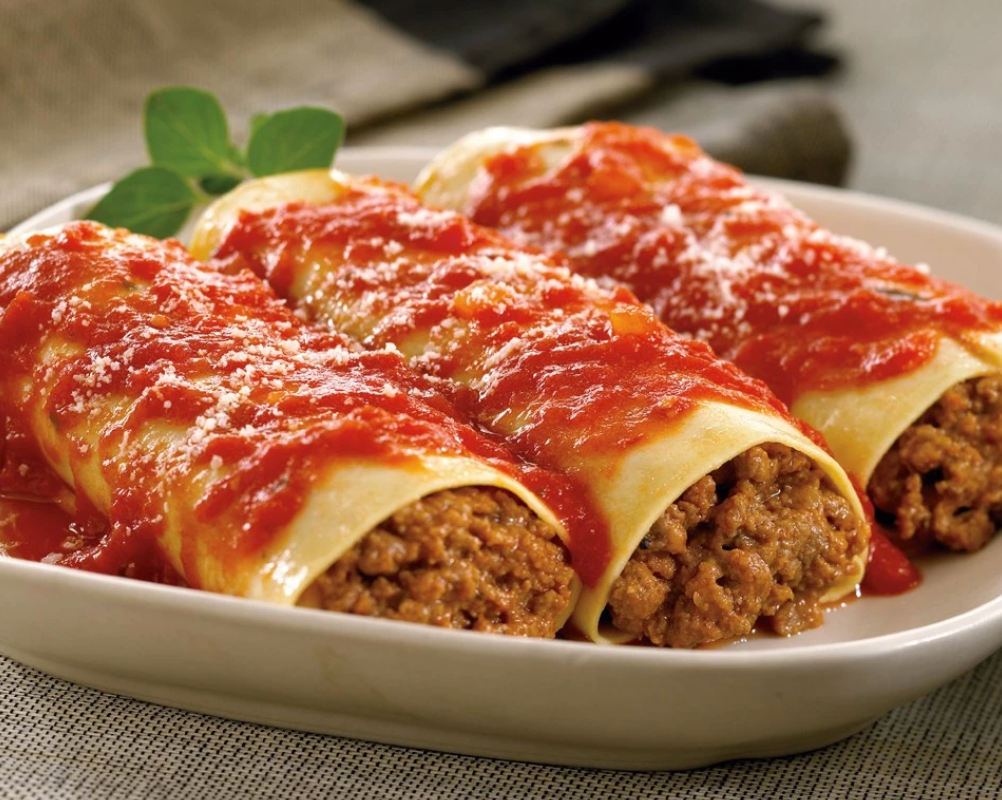 Zarky’s Signature Italian Style Cannelloni with Meat- Large FEEDS 6 to 8 people