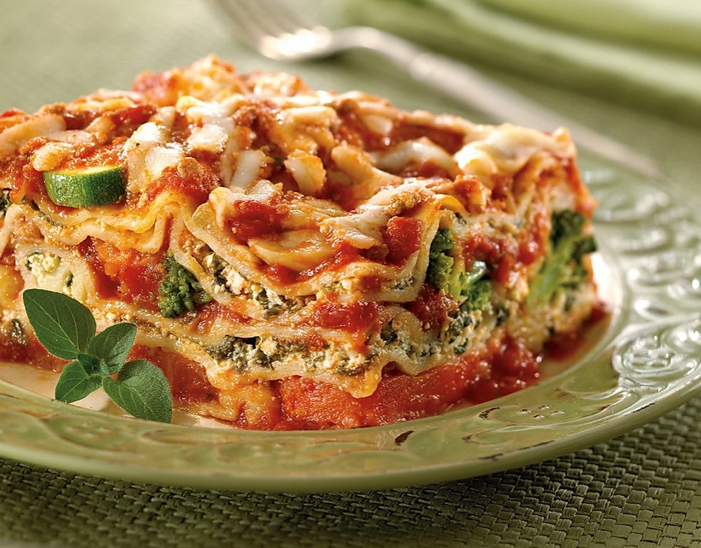 Zarky’s Signature Italian Style Vegetable Lasagna-Large FEEDS 6 to 8 people